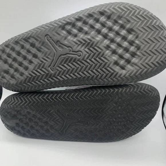 Air Jordan Play Slide White/Black Sandals Size‎ 8 - Picture 3 of 4